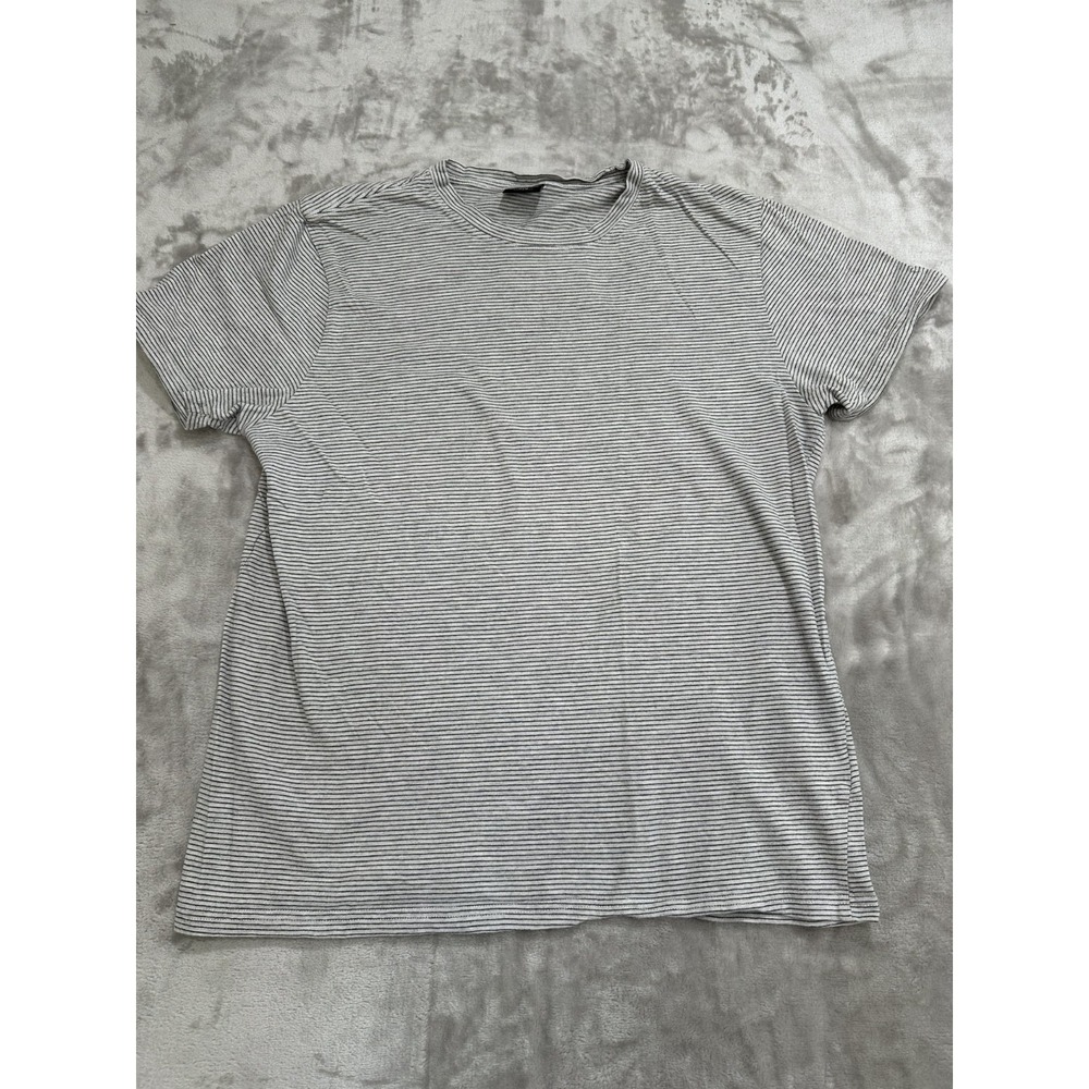 Cotton On T-Shirt Men's Size Medium Gray White Pinstripes Short Sleeve Crew Neck